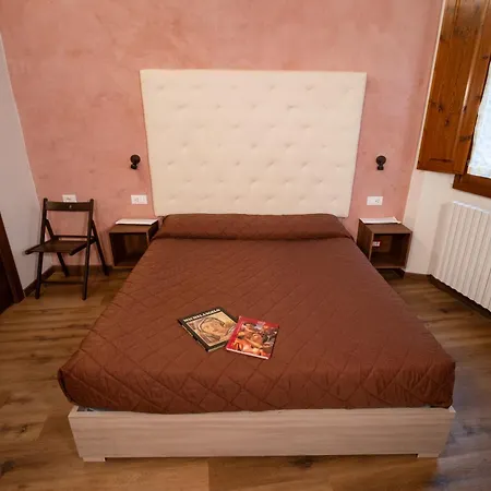 Cennini 6 ゲストハウス *