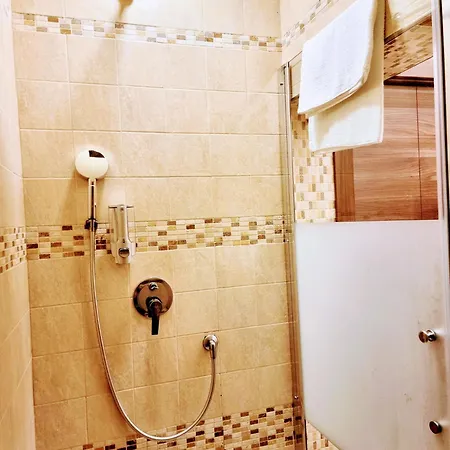 Cennini 6 Pensión Florencia